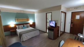 Flat Borges Lagoa Ibirapuera c/ garagem UH407